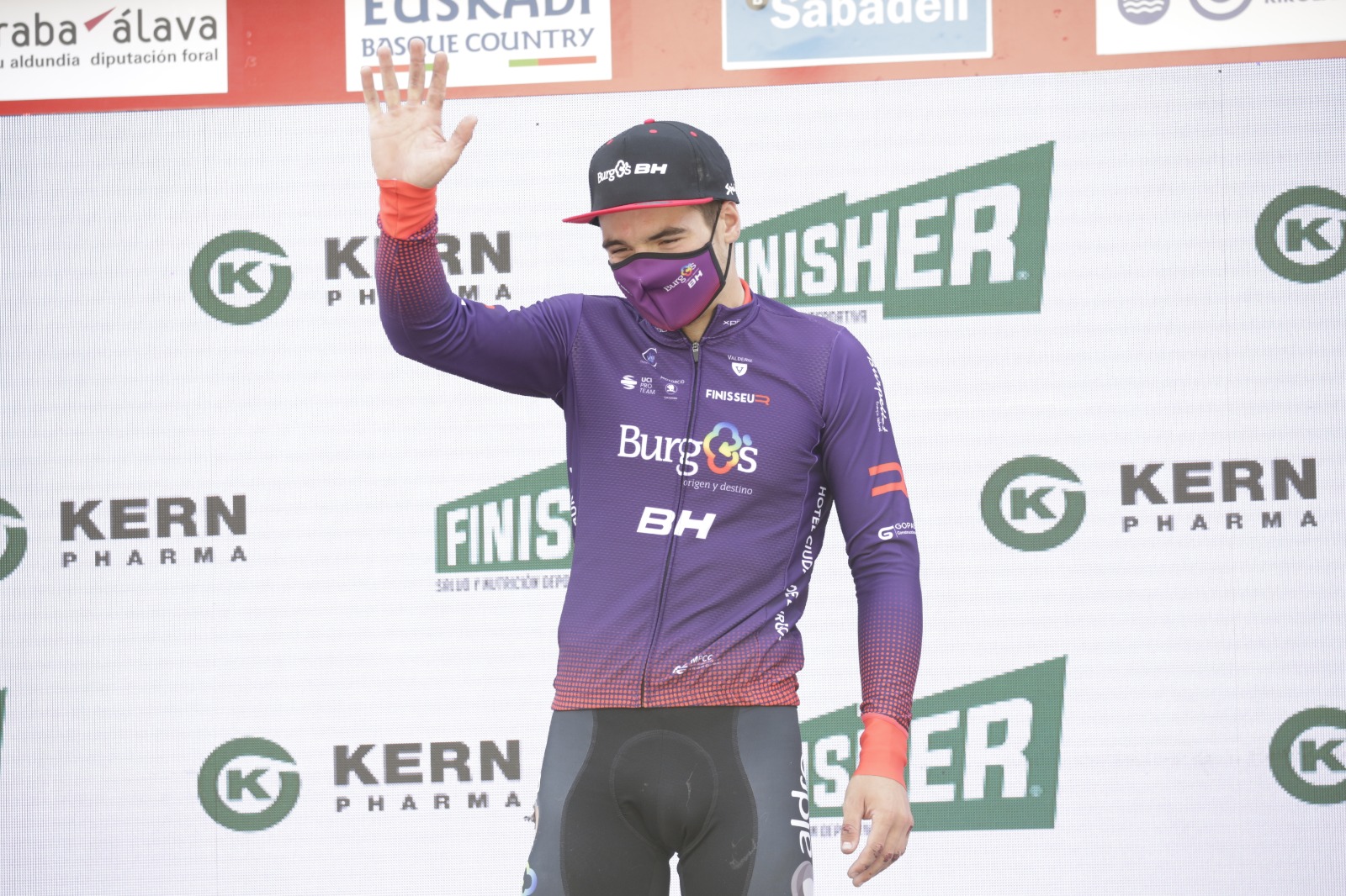 WhatsApp-Image-2021-04-09-at-17.50.45