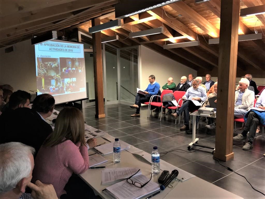 REUNIÓN DE LA DIRECTIVA PARA PROMOCIONAR EL TURISMO Y EL EMPRENDIMIENTO