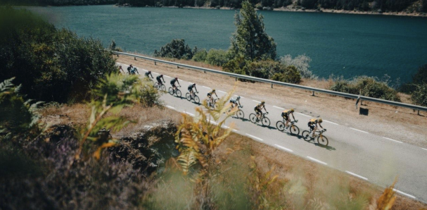 611a7f43d383b.r_d.1280-1336-2377