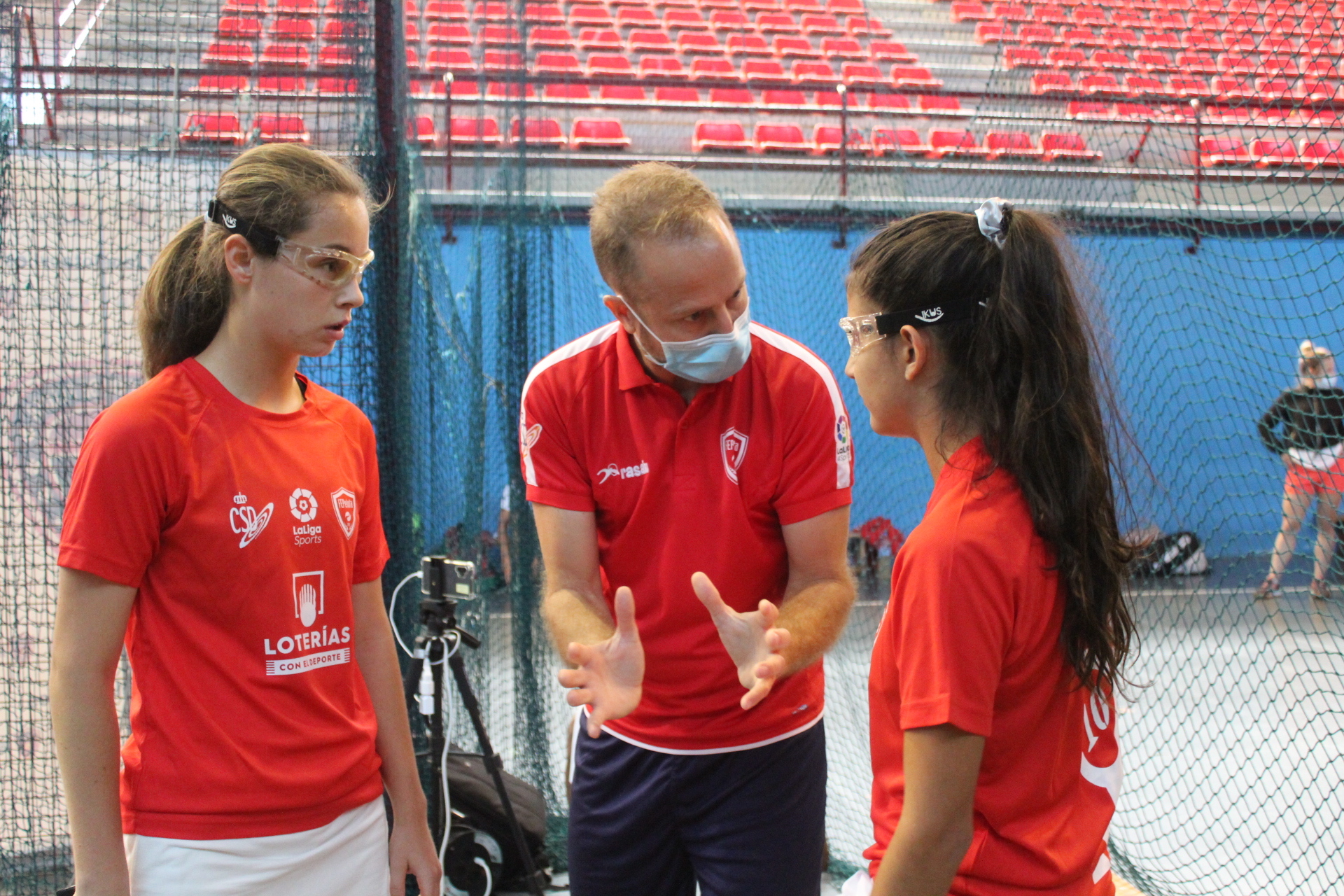María e Ingrid Tiempo Muerto 2