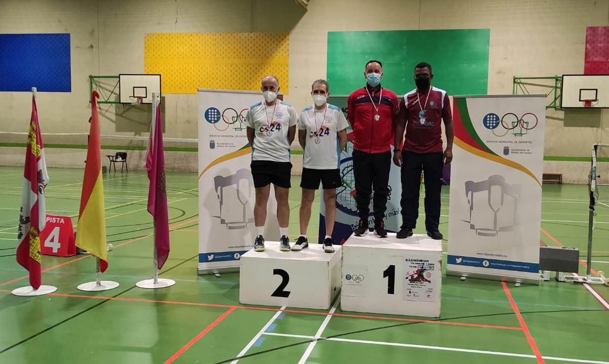 SANTIAGO Y MANUEL - DM-B2