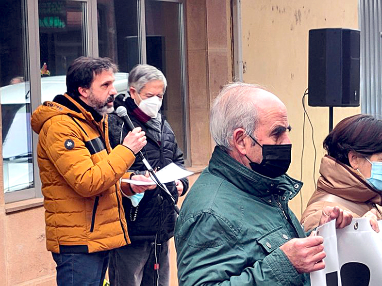 Concentración de vecinos en Salas