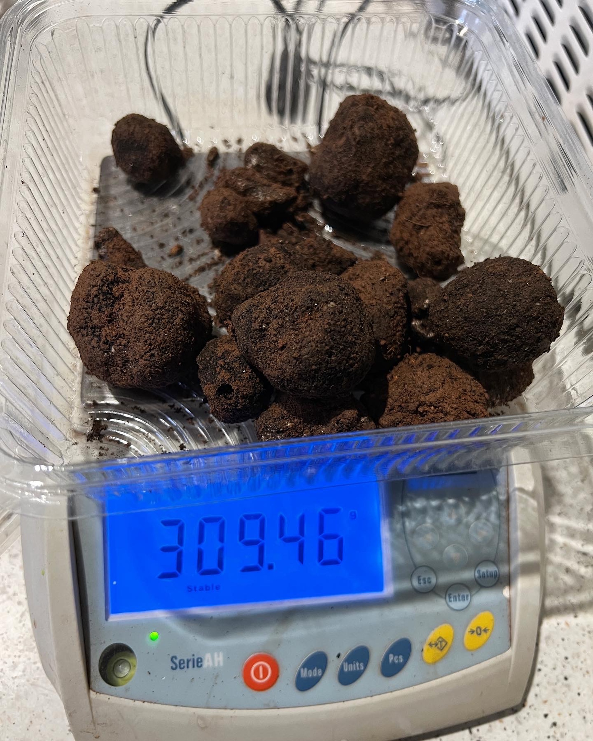 B1BDA9ED-2A18-4A21-9FD1-4489DAB614D6