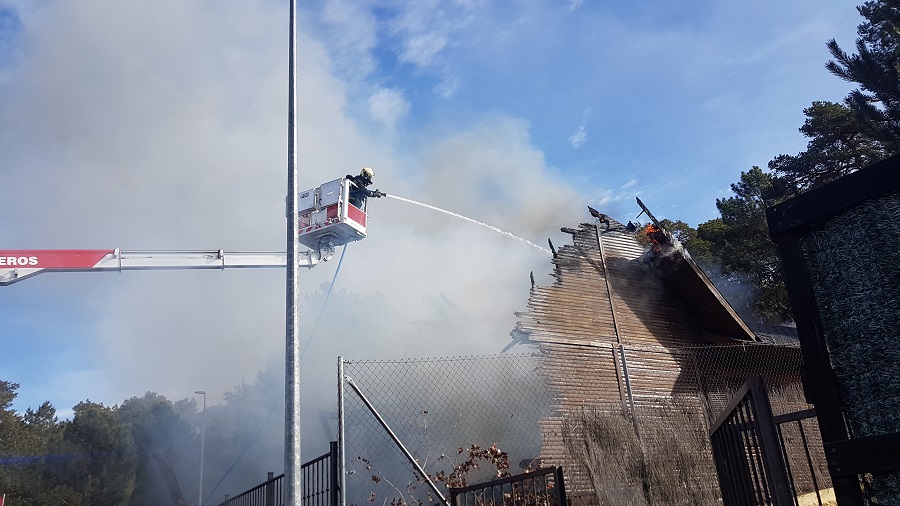 INCENDIO EN SAN LEONARDO (2)