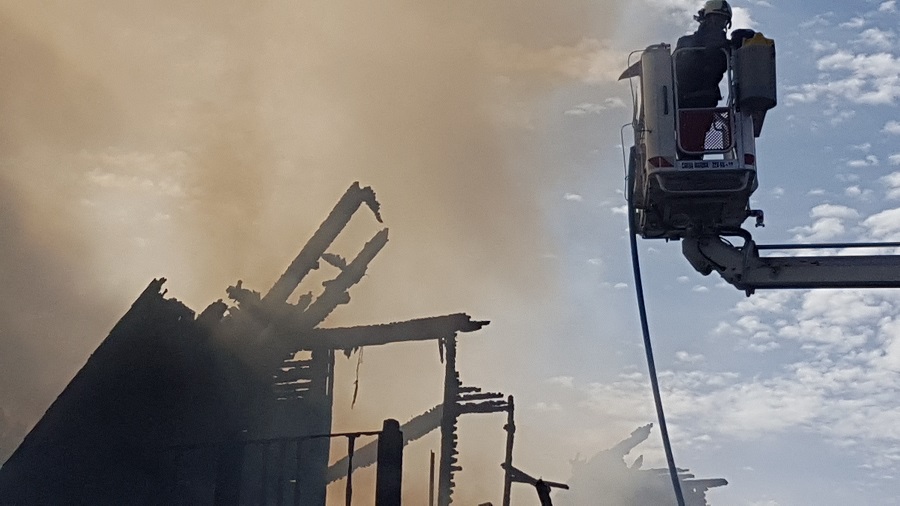 INCENDIO EN SAN LEONARDO (8)