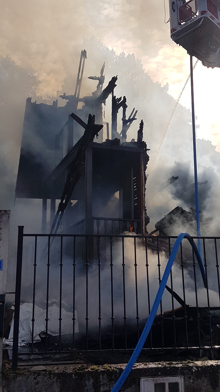 INCENDIO EN SAN LEONARDO (9)