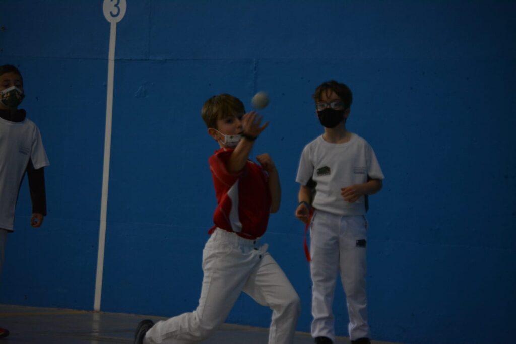 Mano_Benjamin-1024x683