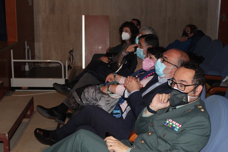 MESA REDONDA MUJER Y GUARDIA CIVIL (10)