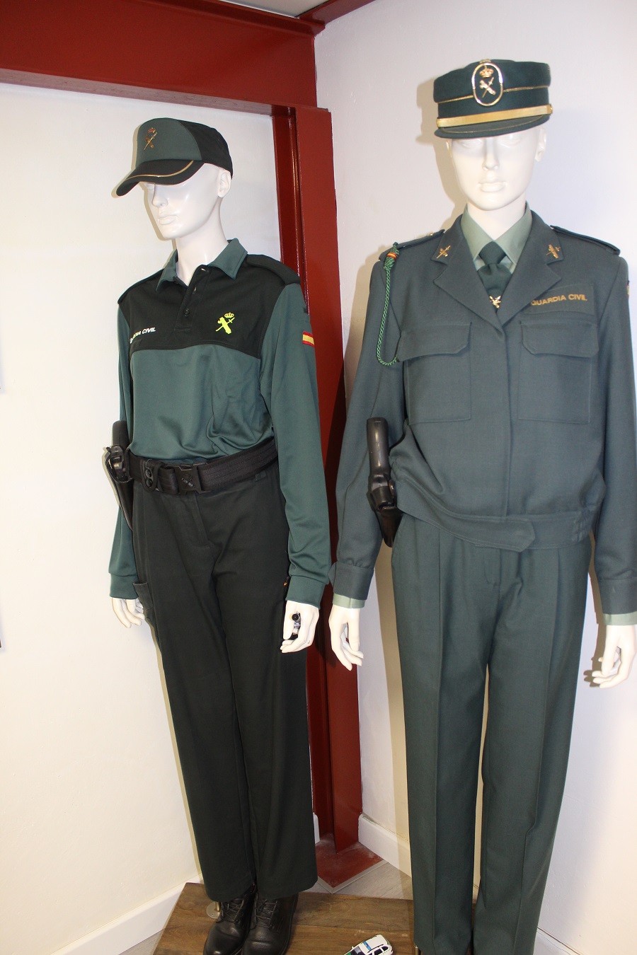 SALA NAVALENO (8)