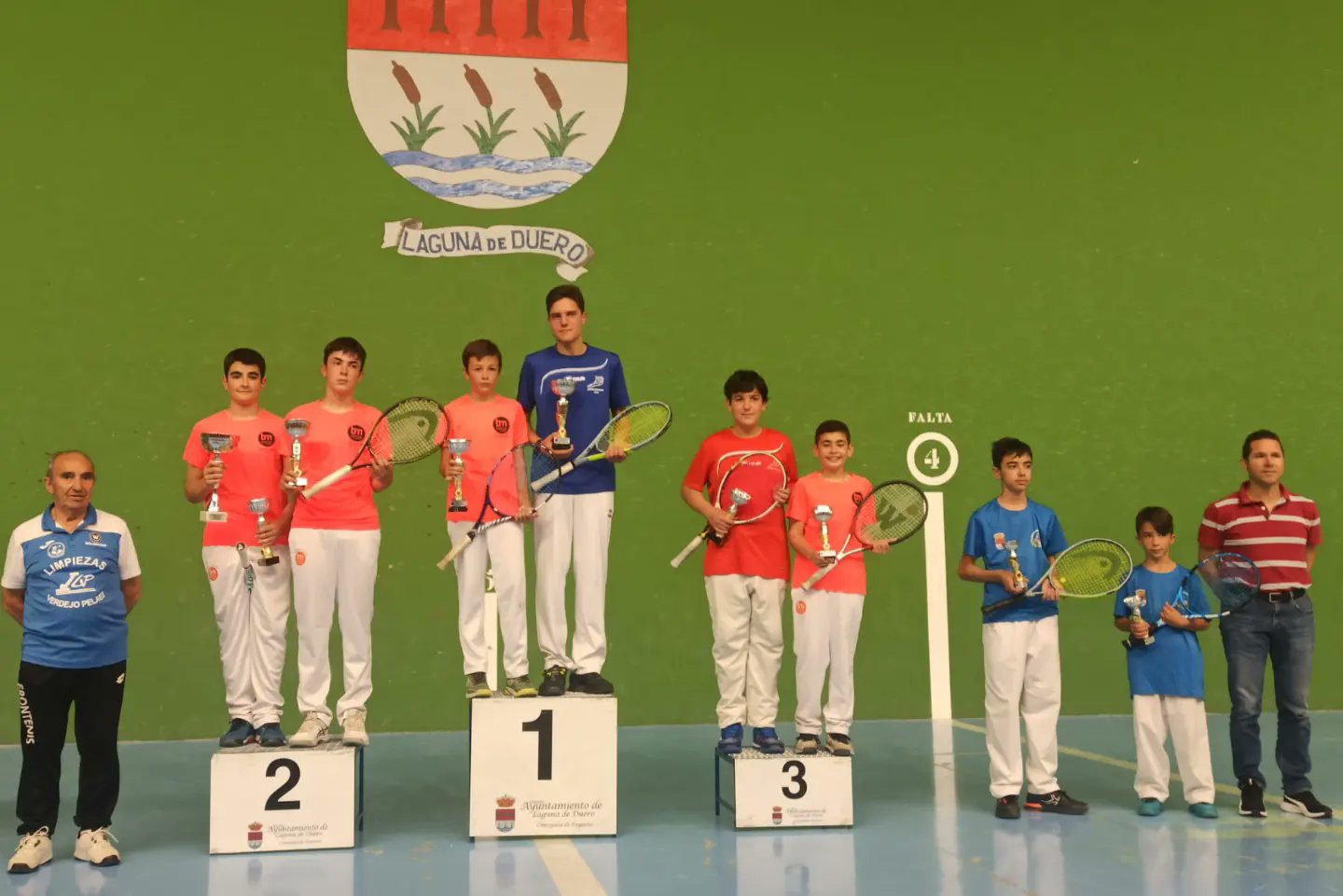 PODIUM_INFANTIL_FRONTENIS