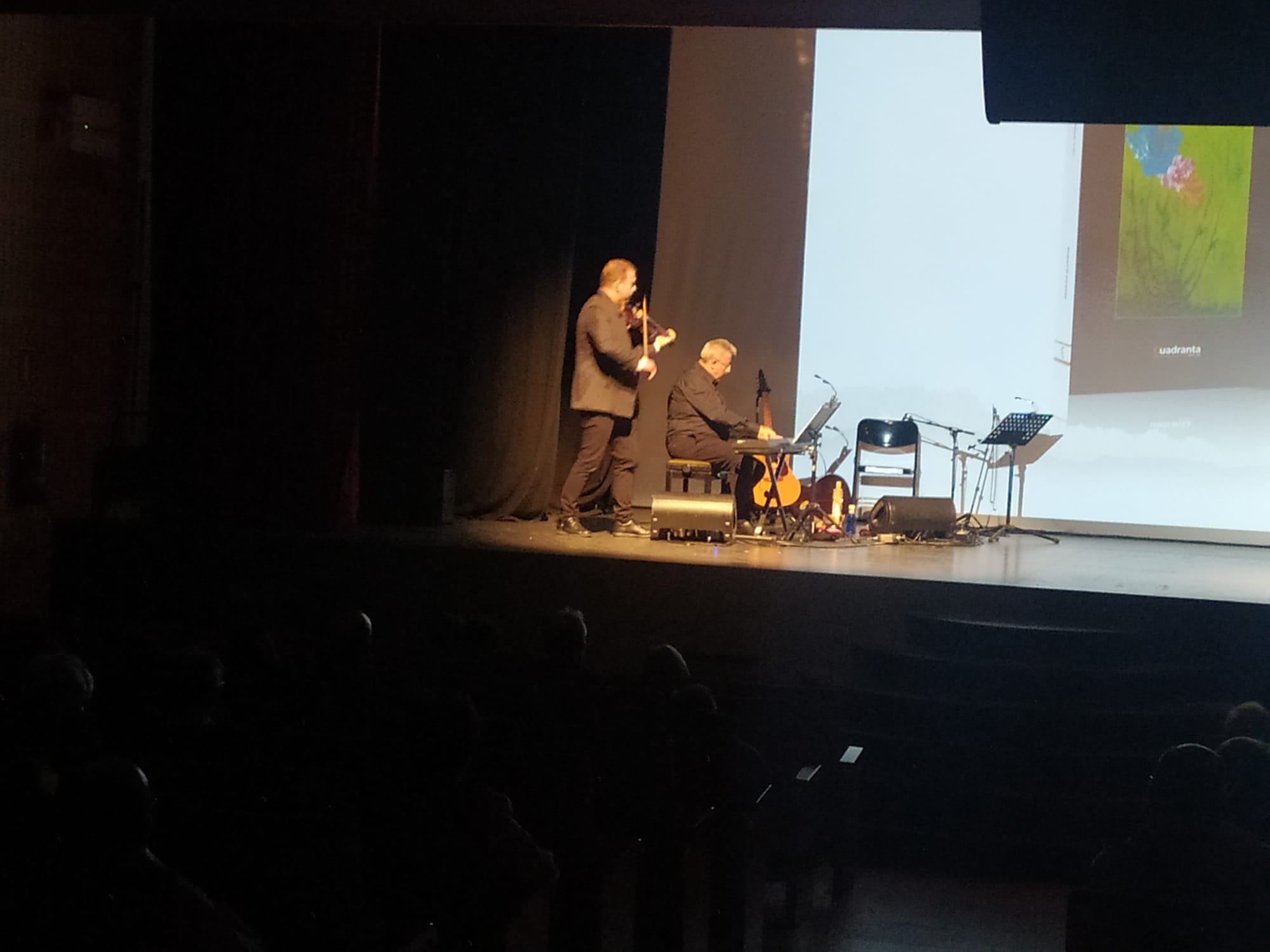 RECITAL POPETICO EN SALAS (3)
