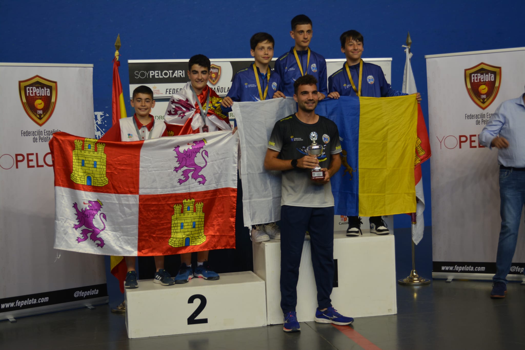 PODIO CASTILLA Y LEON