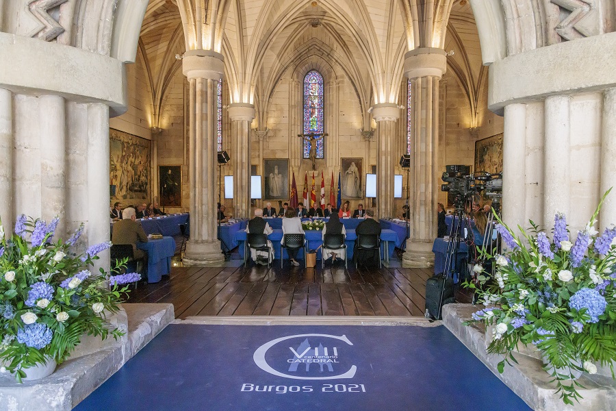 Visita de Mañueco a Burgos (1)