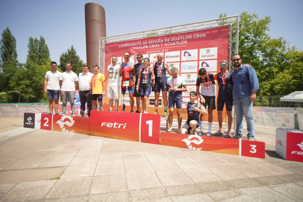 FETRIAlmazan-DuCros-medallistas-paratriatlon-1024x684