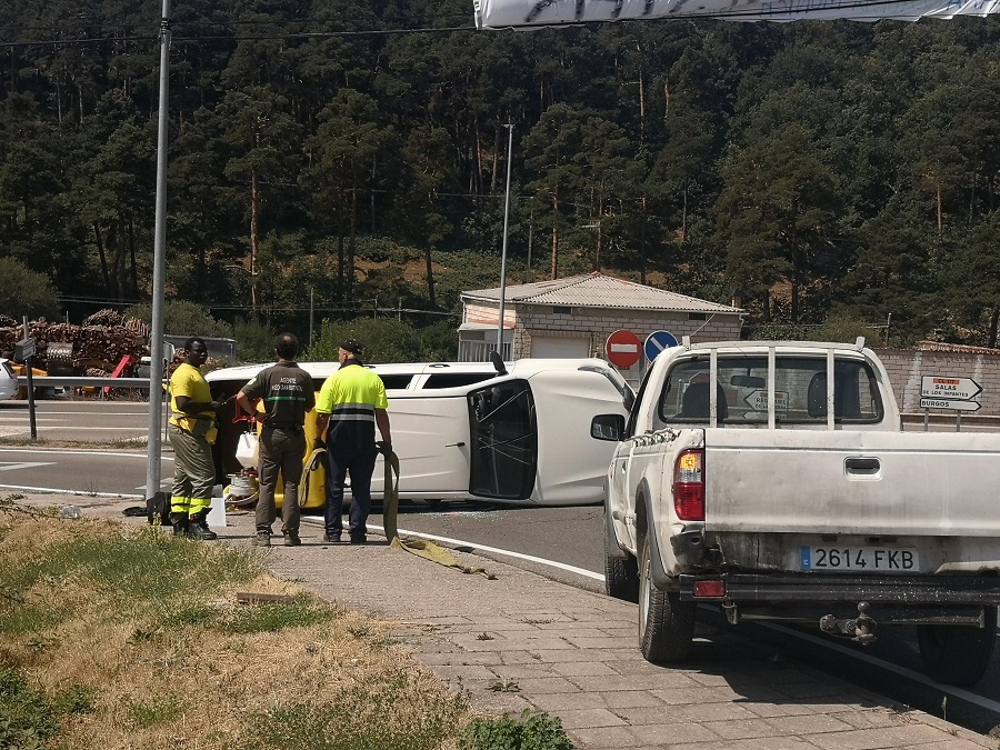 ACCIDENTE VEHÍCULO RETÉN (1)