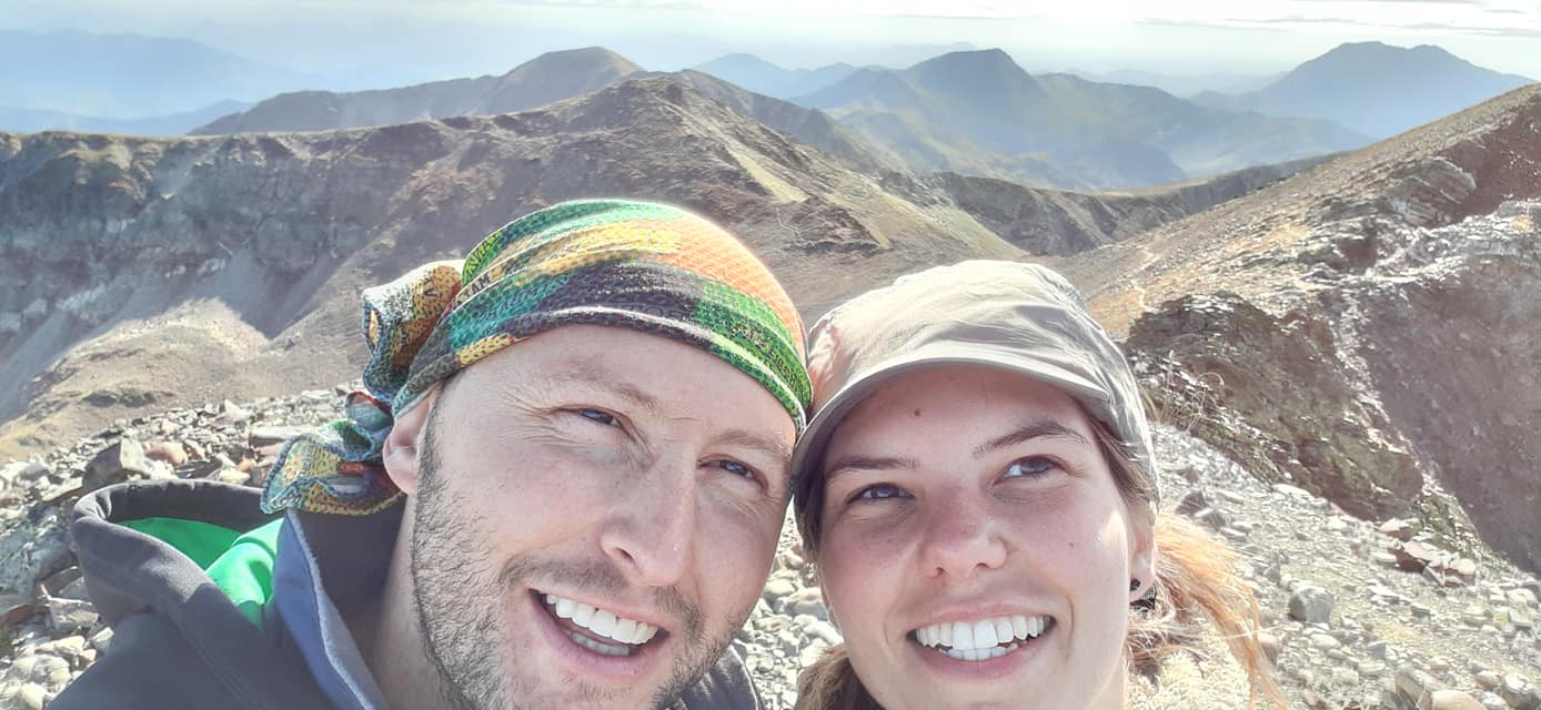MONTAÑA PALENTINA EN LA CIMA DE PEÑA PRIETA CON PEDRO