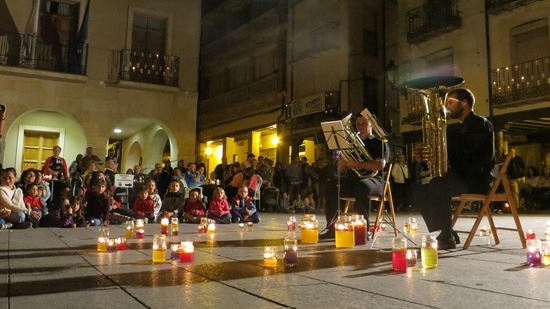 Noche de velas y conciertos por las calles en San Esteban de Gormaz