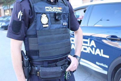 La Policia detiene a un hombre por presunta agresión sexual a su hijastra en un domicilio de Burgos