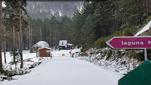 Junta y Diputación de Soria renuevan el convenio para la retirada de la nieve en zonas como La Laguna Negra o Vinuesa-Villoslada