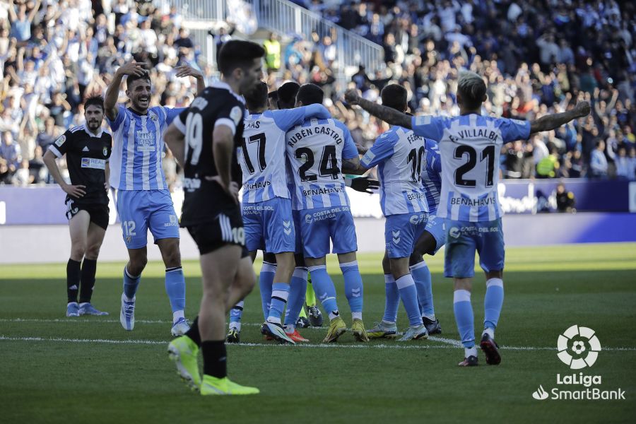 Celebracion-Malaga-y-decepcion-de-Areso