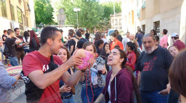 La ciudad de Soria celebra 'El Catapán', primera fiesta sanjuanera del calendario 2023