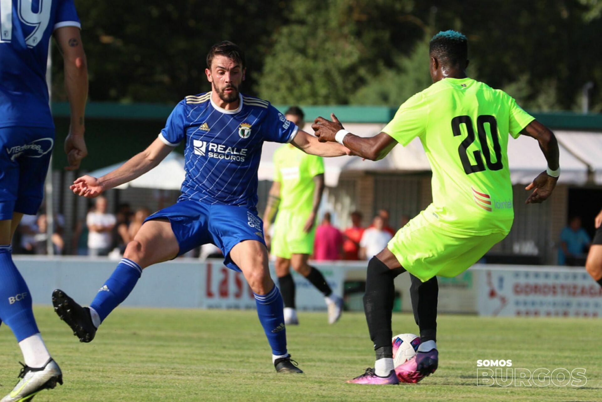 El Burgos CF cede por la mínima ante la SD Amorebieta en el X Trofeo Ciudad de Medina de Pomar