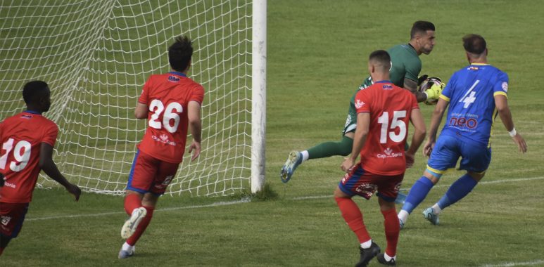 El Numancia empata ante la Arandina (0-0)