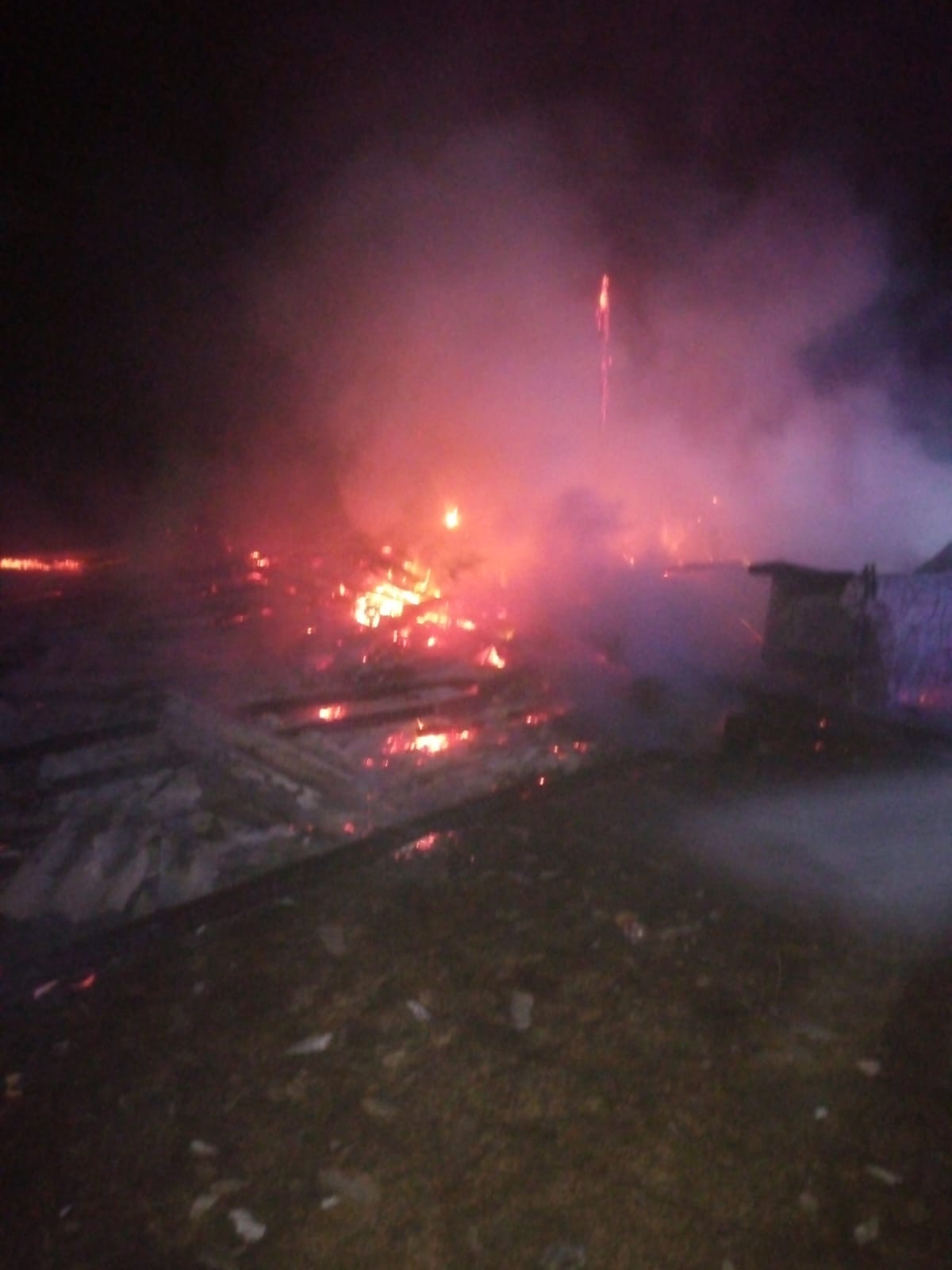 Incendio en Palacios de la Sierra (4)