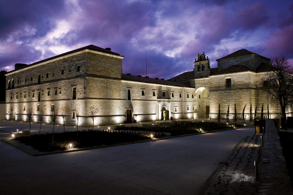 La Hospedería Convento San Francisco de Silos se alza con el primer premio del concurso para el fomento del turismo sénior