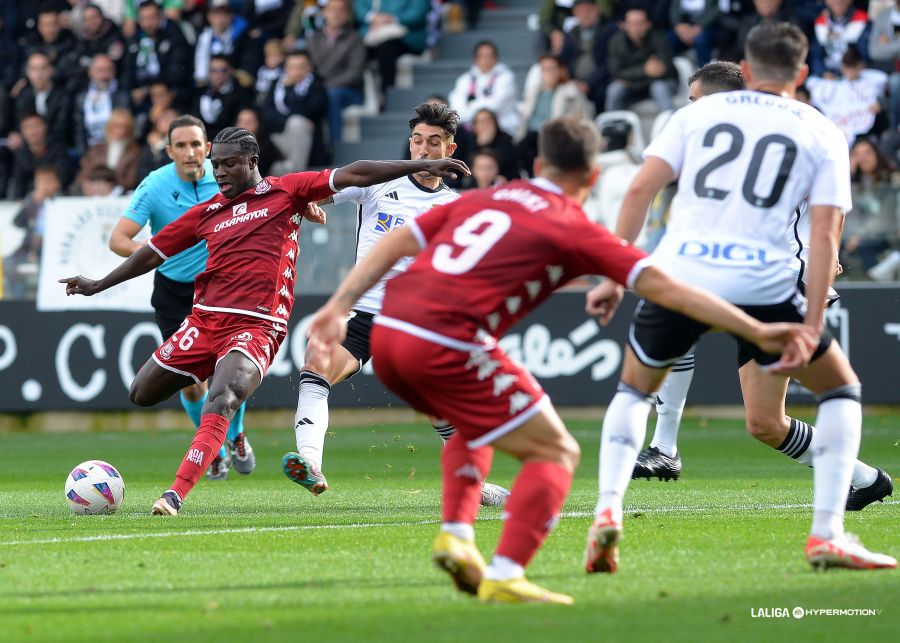 Addai-remate-de-gol