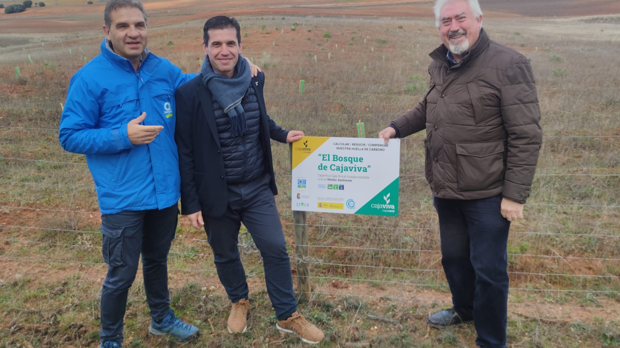 El Bosque de Cajaviva en Caleruega se consolida con la plantación de 2211 árboles autóctonos