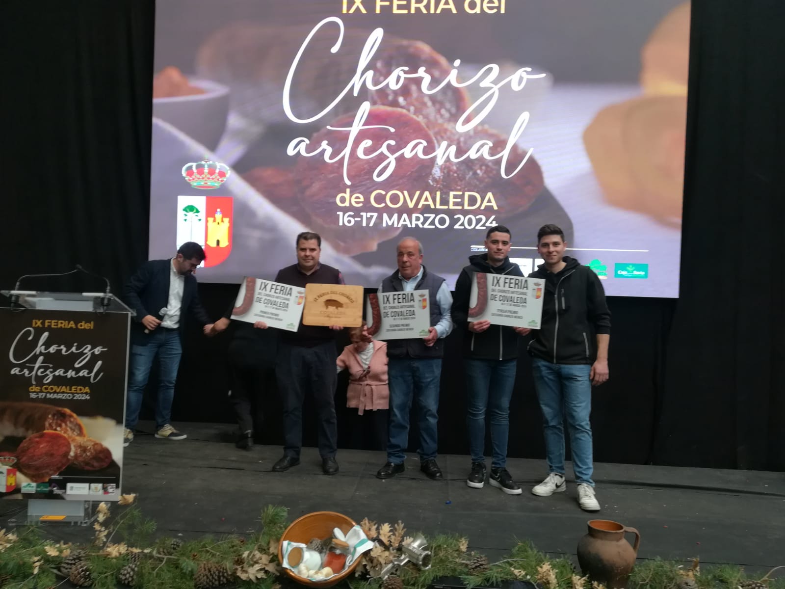 IX FERIA DEL CHORIZO EN COVALEDA (2)