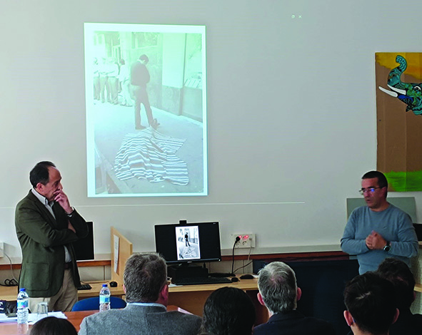 Manuel López Represa ofreciendo su testimonio en el IES San Leonardo.