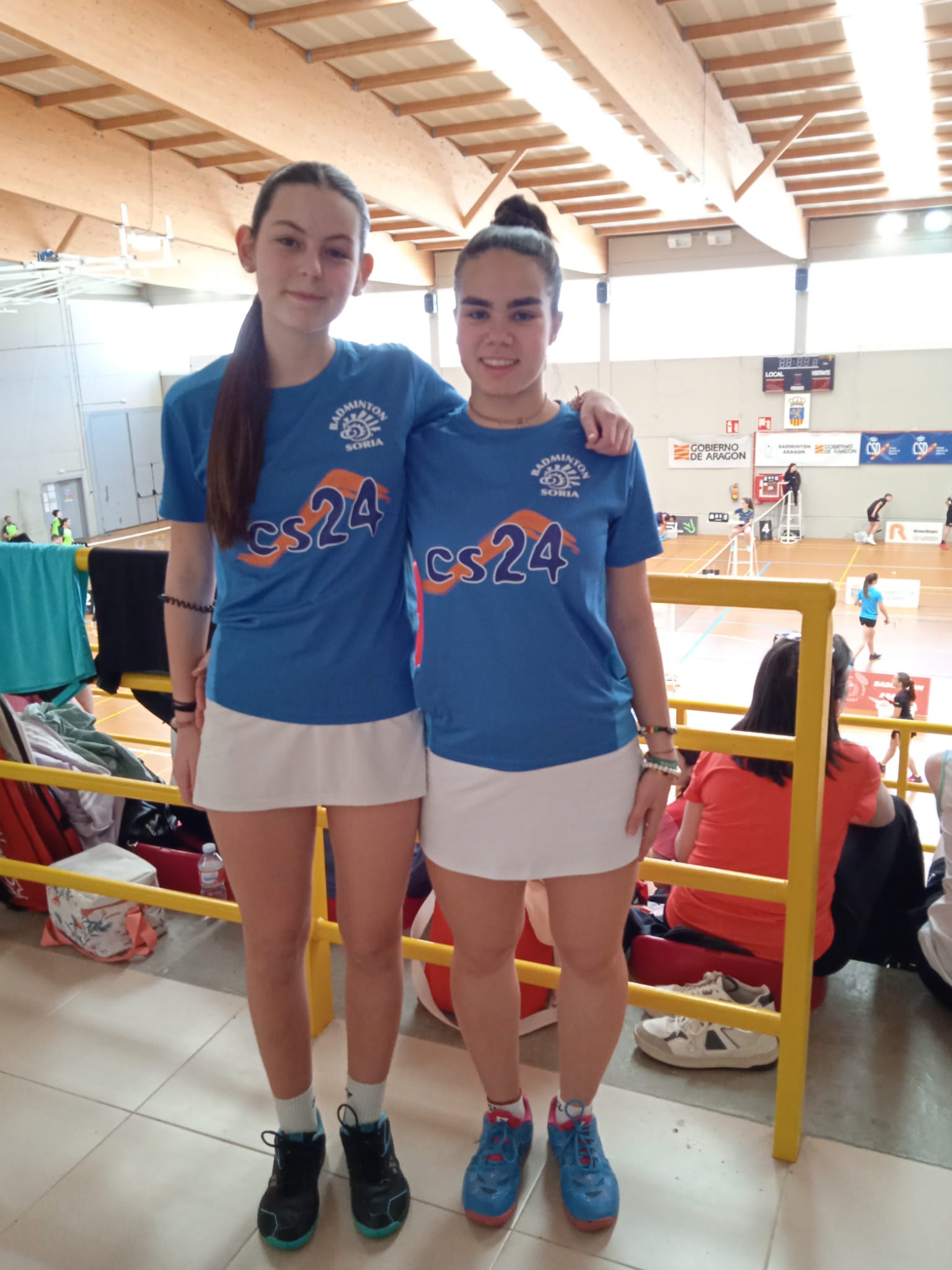JIMENA AYLLON E ISABEL CORCHON