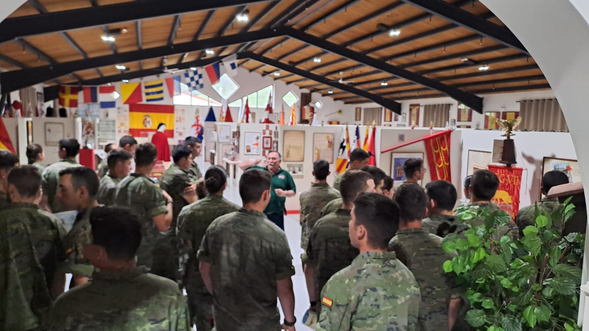 CADETES EN NAVALENO (2)