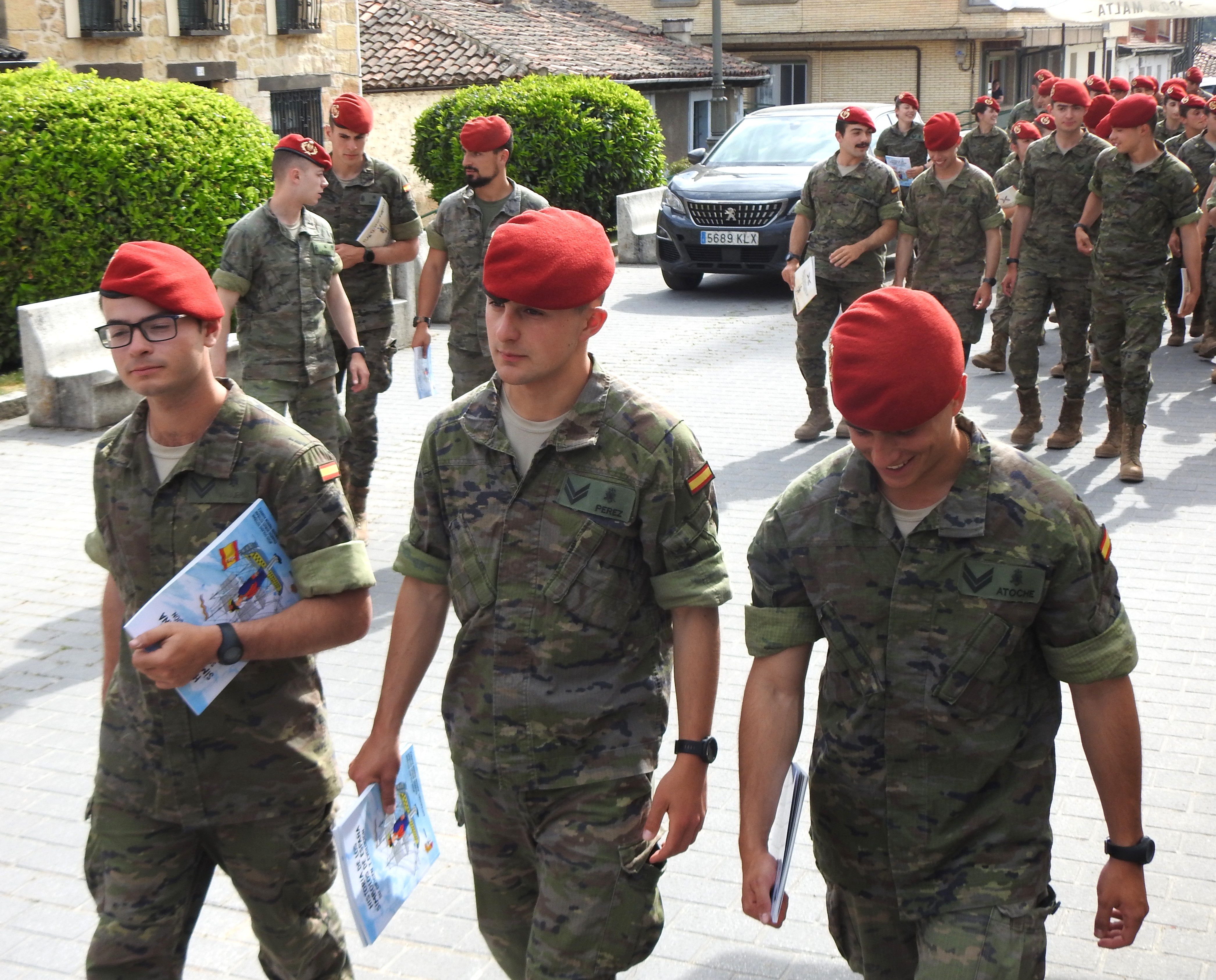 CADETES EN NAVALENO (5)