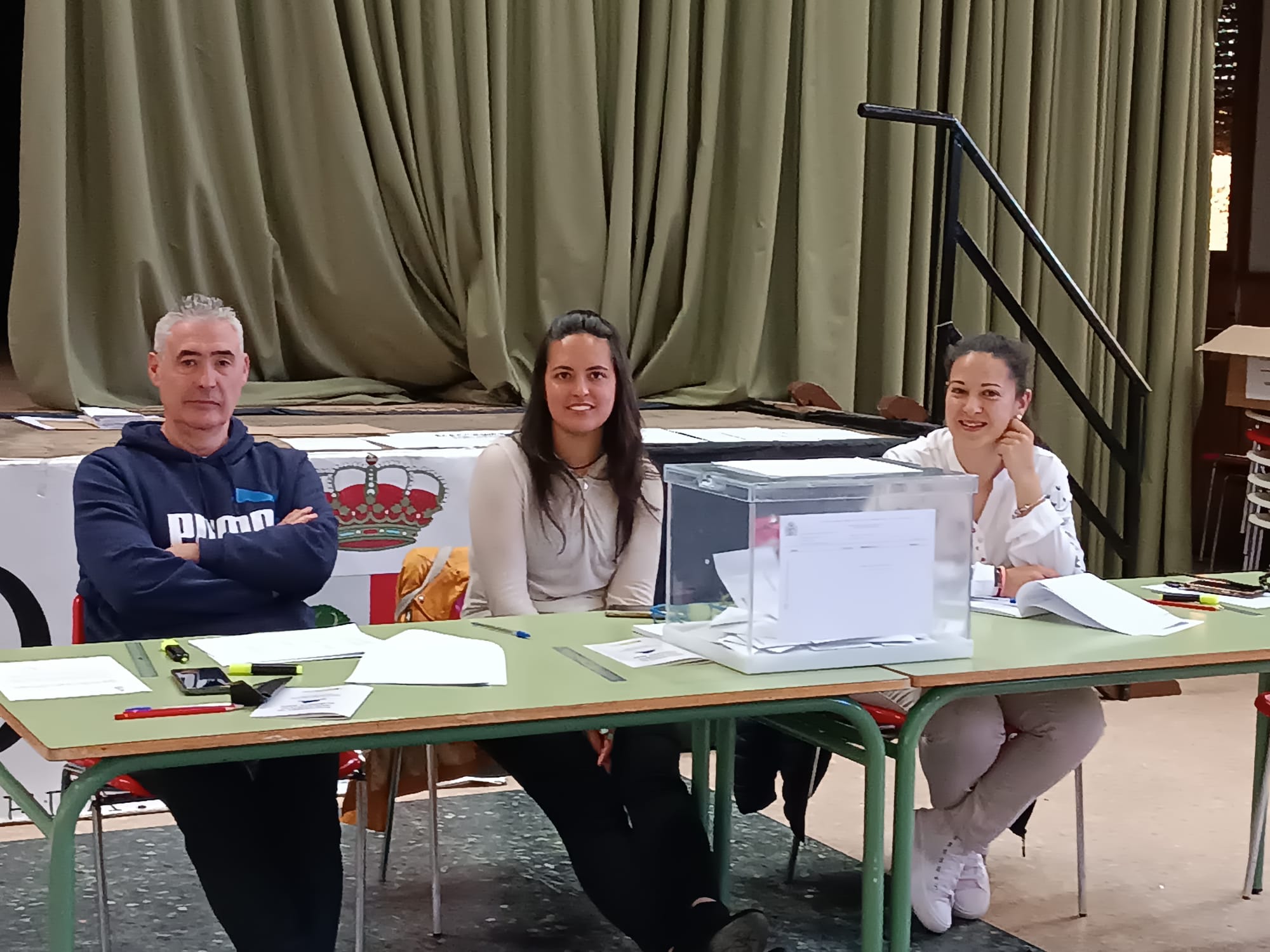 ELECCIONES EUROPEAS EN PINARES (9)