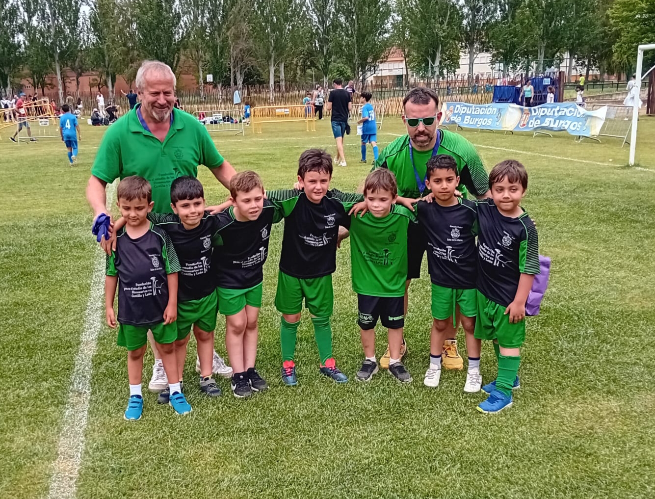 equipo prebenjamin A DINOSAURIOS SALAS
