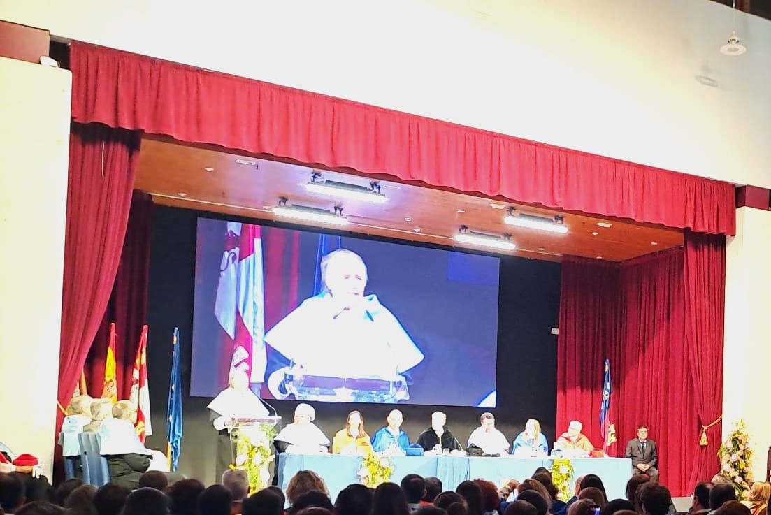 SERRAT EN LA UBU (1)