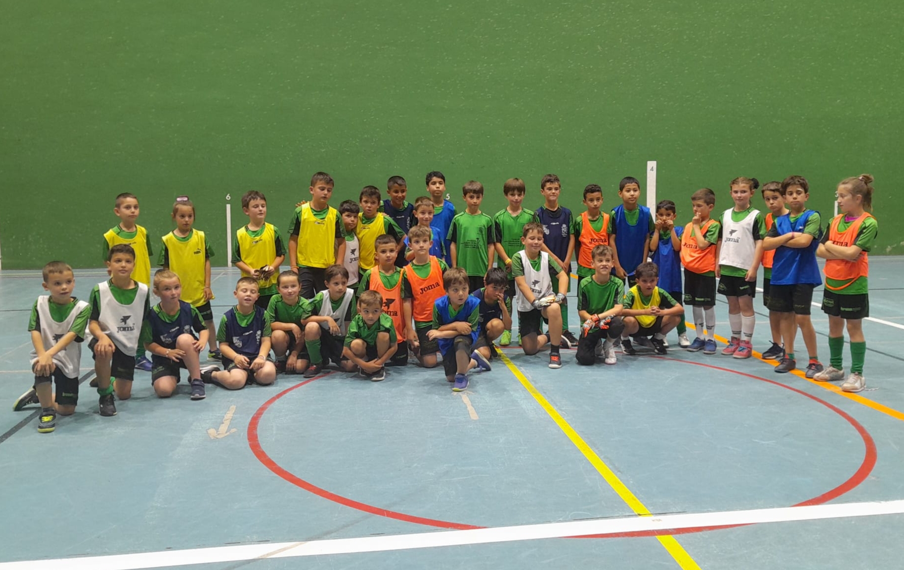 los 6 equipos DINOKINGS LEAGUE participantes prebenjamin-benjamin
