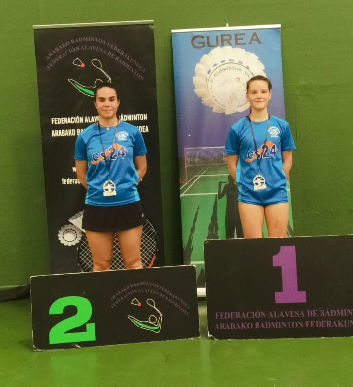 ISABEL CORCHON Y MARIA GONZALEZ
