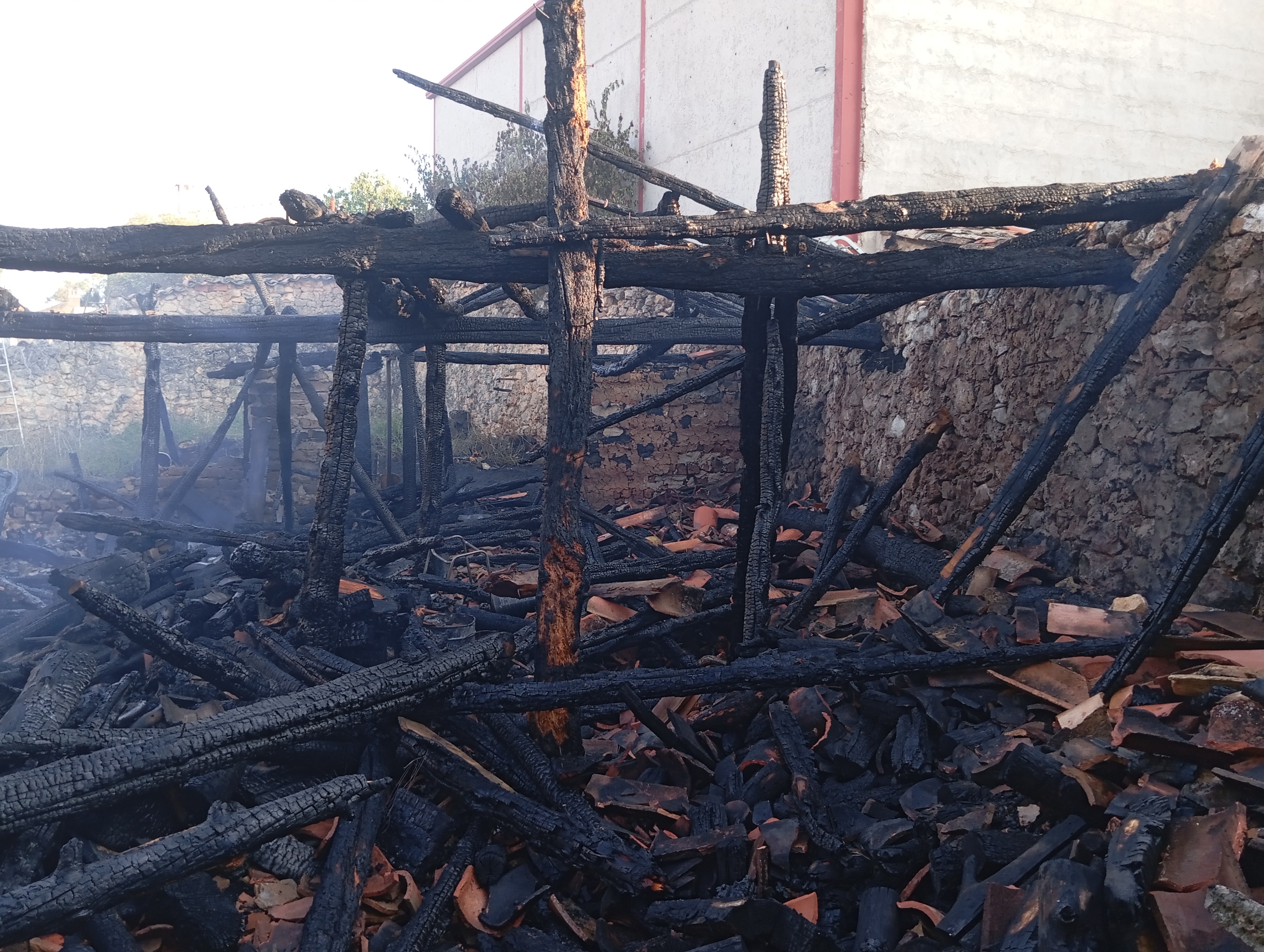 Incendio en HINOJAR DEL REY (1)