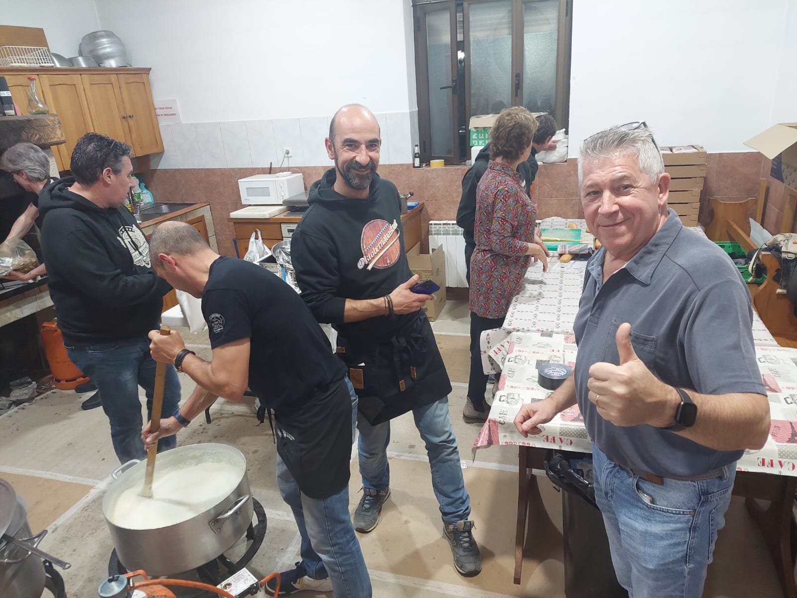 Voluntarios en cocina