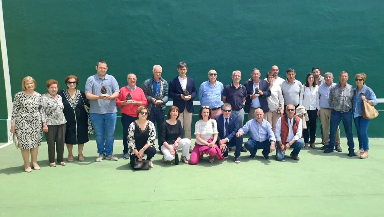35 FOTO DERECHA