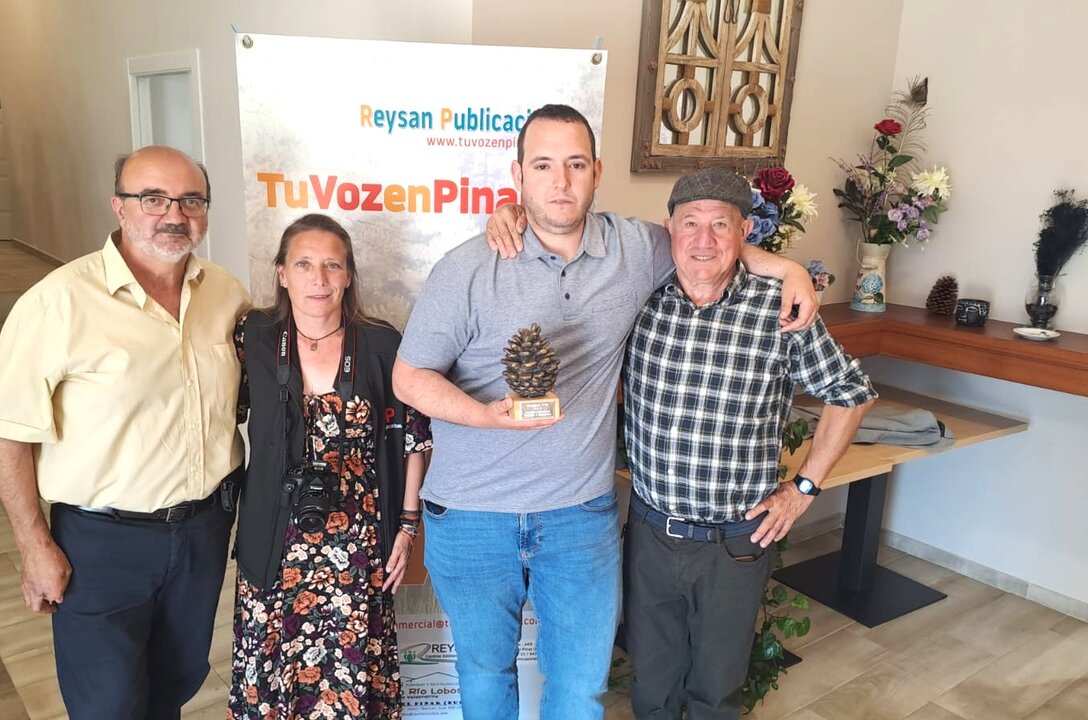 35 FOTO IZQUIERDA