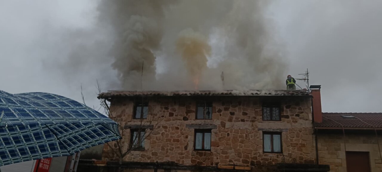 4d39f428-e317-44cb-aa16-31feb690361b