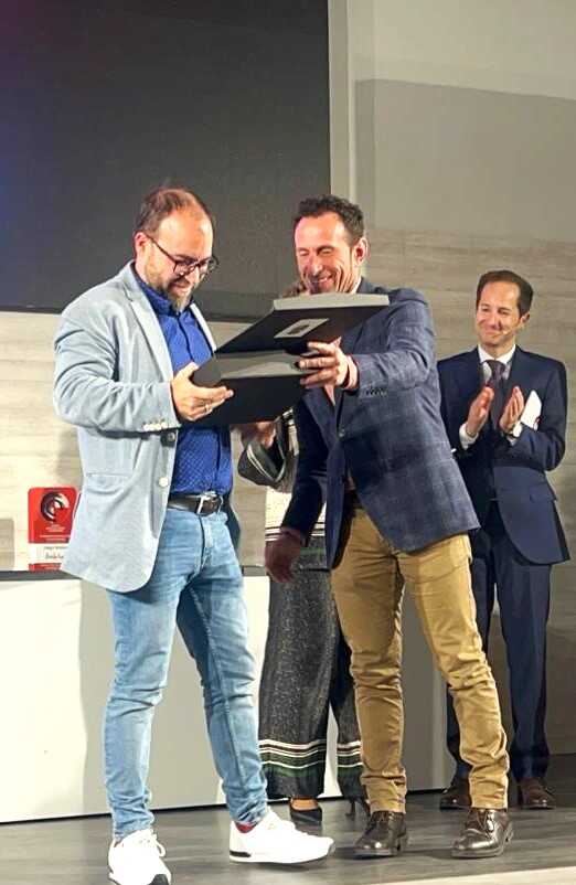 cecd69e1-e1ae-4efd-98e6-3f3431d9fc01