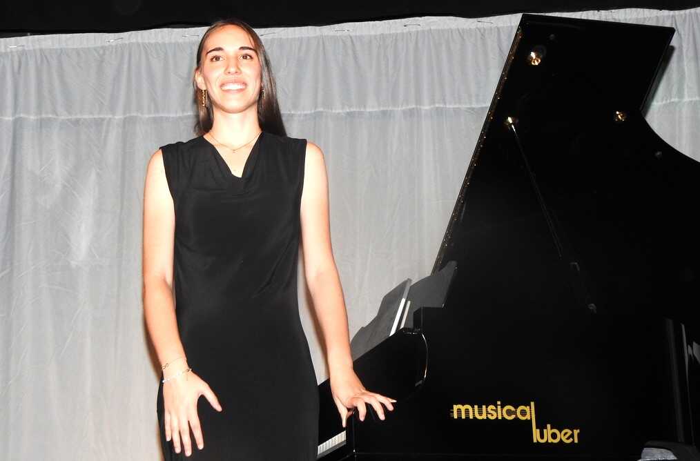 ELENA LUCAS PIANO (9)